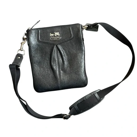 Coach Black Leather Handbag - Picture 2 of 9